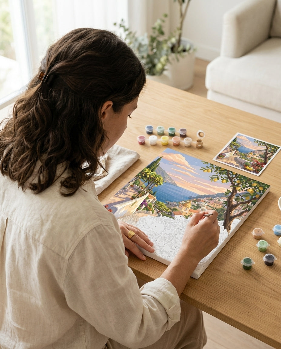 Personne qui peint une Peinture Numeros Été à Amalfi